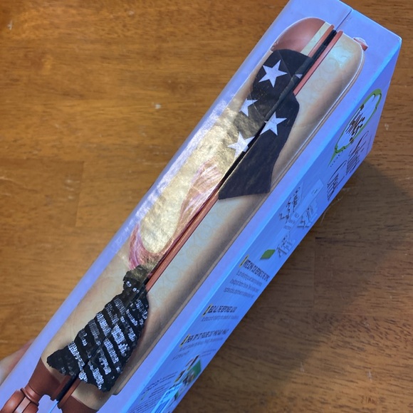 NIB Schitt's Creek Game of Things Card Game Funny TV Party Christmas Gift 14+ - Picture 2 of 3